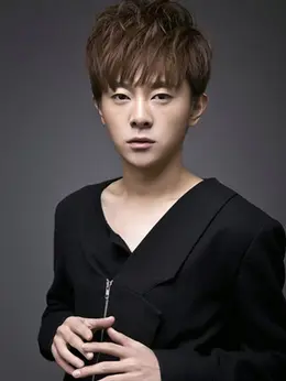 张皓然图片写真